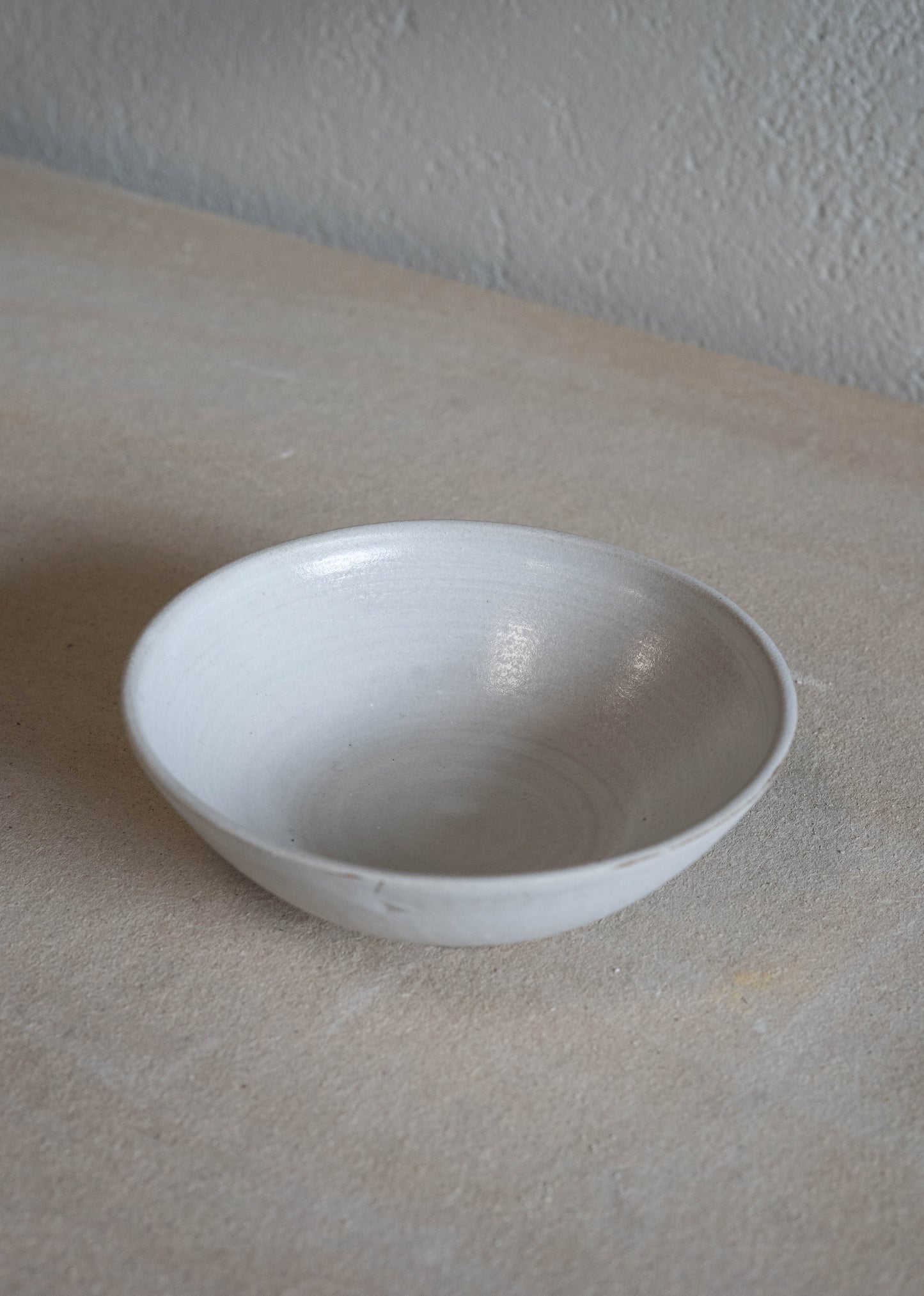 Small bowl in Snow
