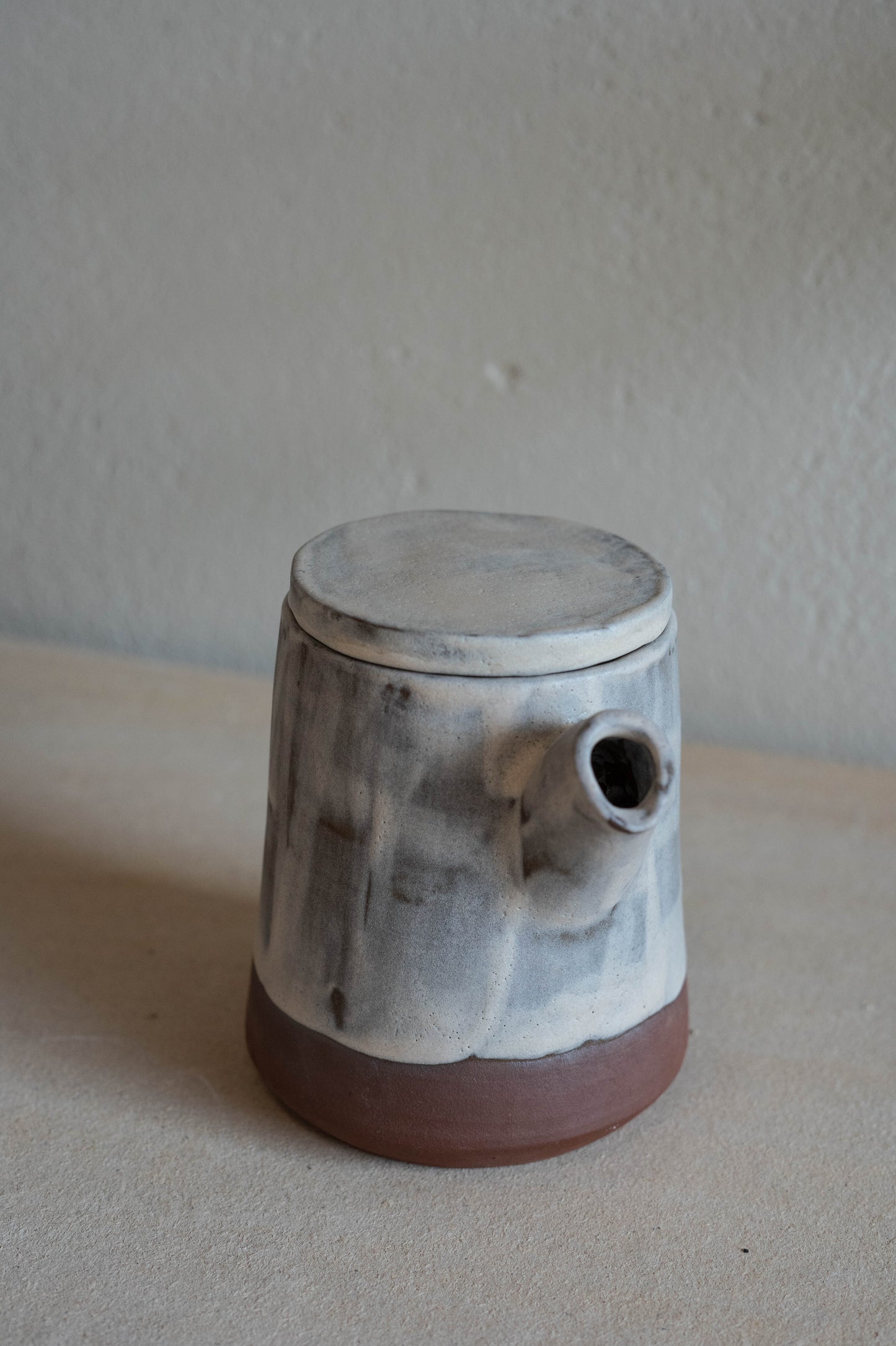Teapot in stripy beige