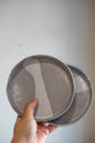 Set of 2 white plates