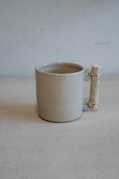 Mug in Sand + wooden handle