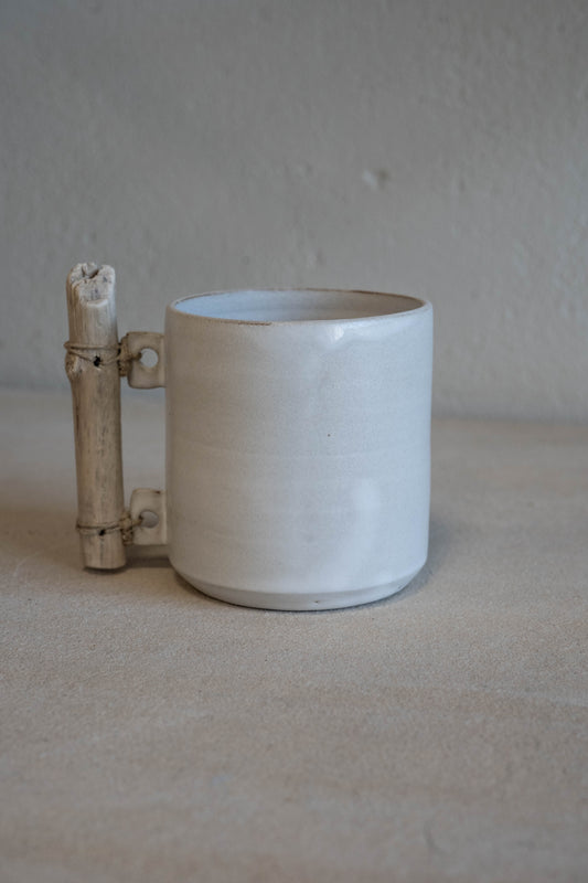 Mug in Snow + wooden handle