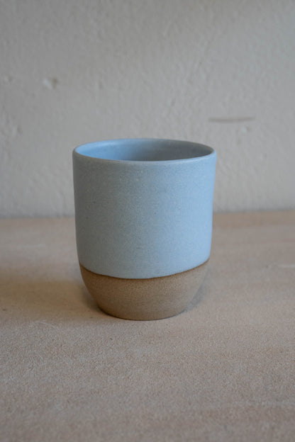 Cup in light blue + raw