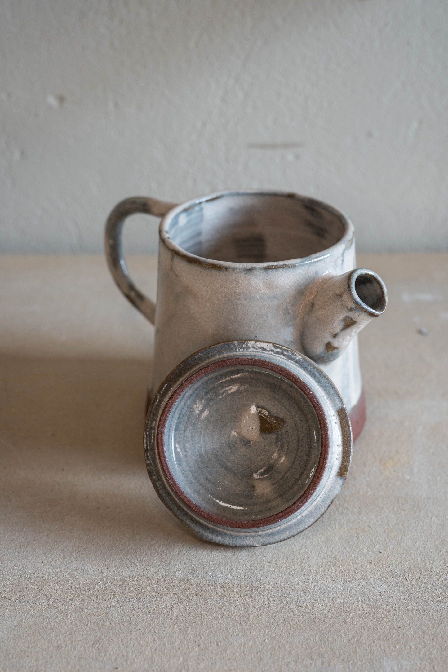Beige teapot